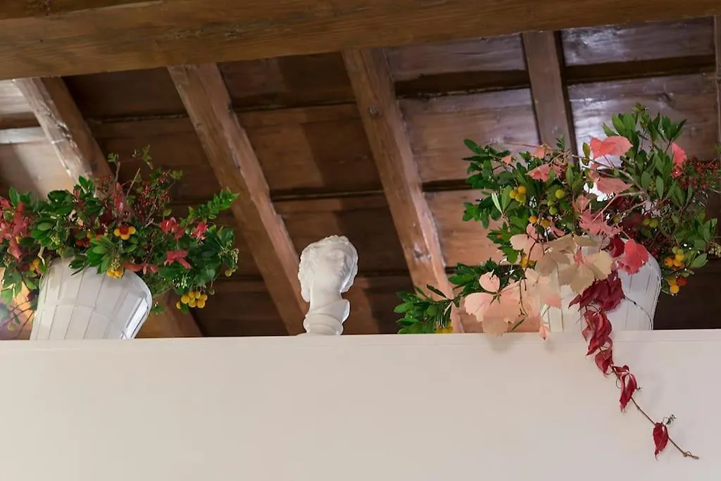 Accanto Alla Cupola Florence 0*,